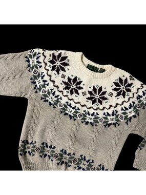 Wool Sweater Medium Hand Knit Snowflake Beige White Special Edition Vintage 90s